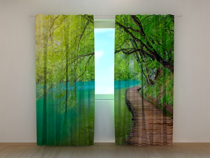 Užuolaidos Medinis takas miške