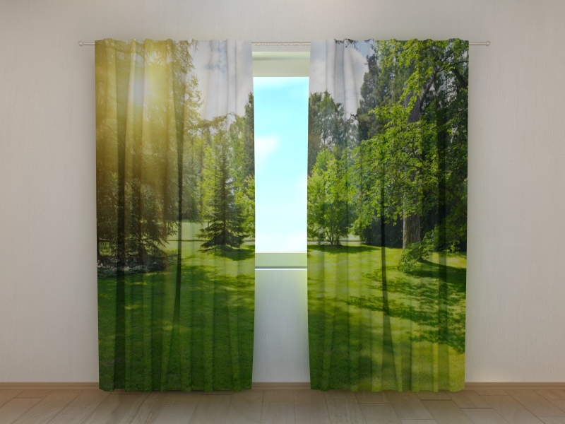 Užuolaidos Rytas parke