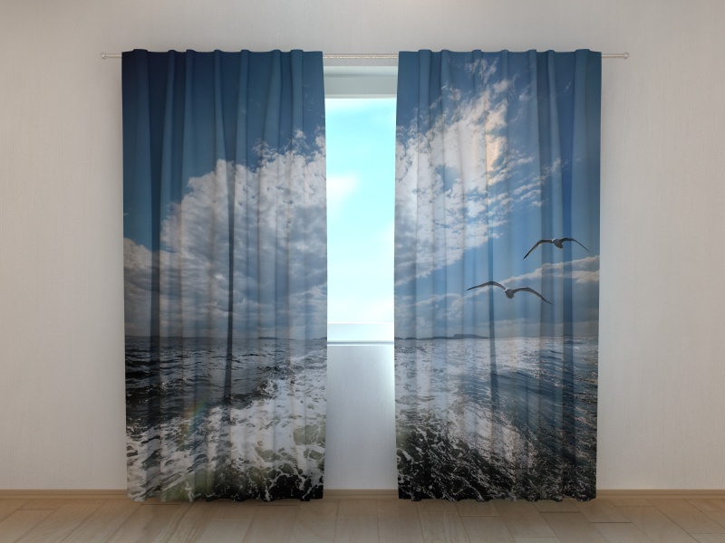 Užuolaidos Kirai virš Baltosios jūros