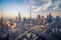 Dubajaus miesto ir greitkelio vaizdas 