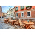 Kavinė su vaizdu į Veneciją